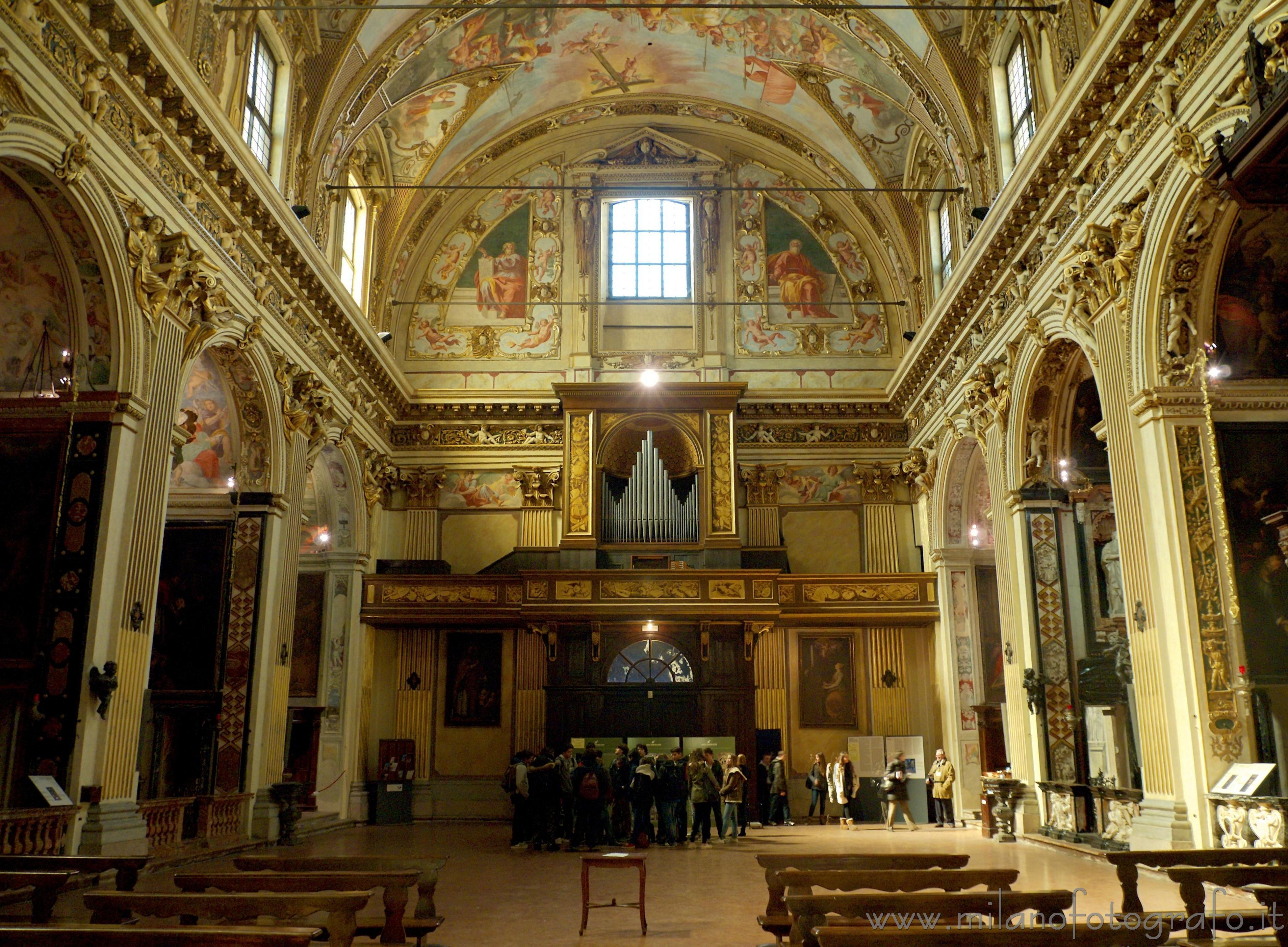 Milano - Navata della Chiesa di Sant'Antonio Abate